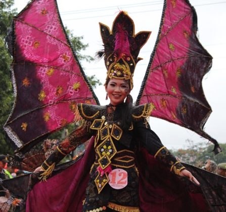 Karnaval Batik Pekalongan 2016