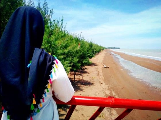 Wisata Pantai Wonokerto Pekalongan - by dhw125