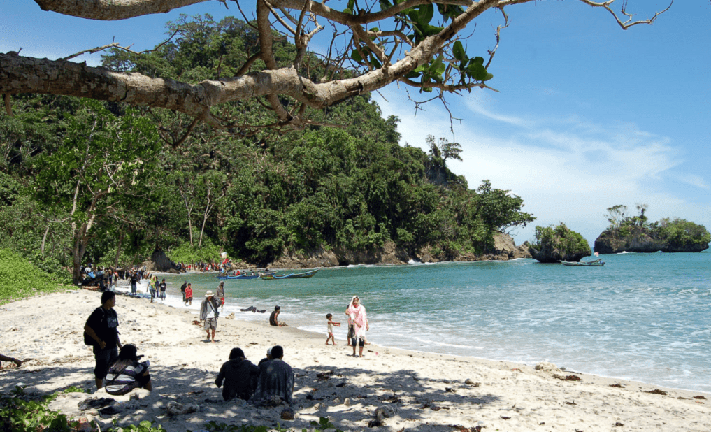 Wisata Hits Cilacap - Pantai Sodong
