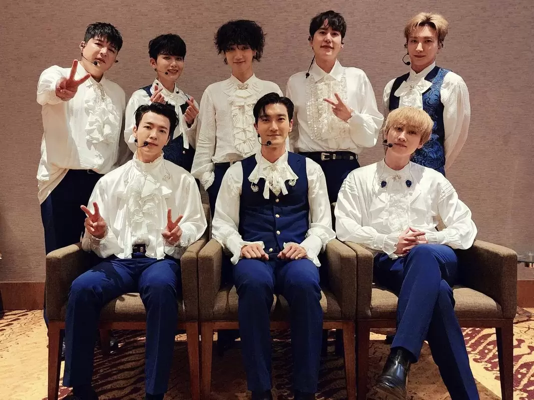 Super Junior saat konser Super Show 9 in Jakarta