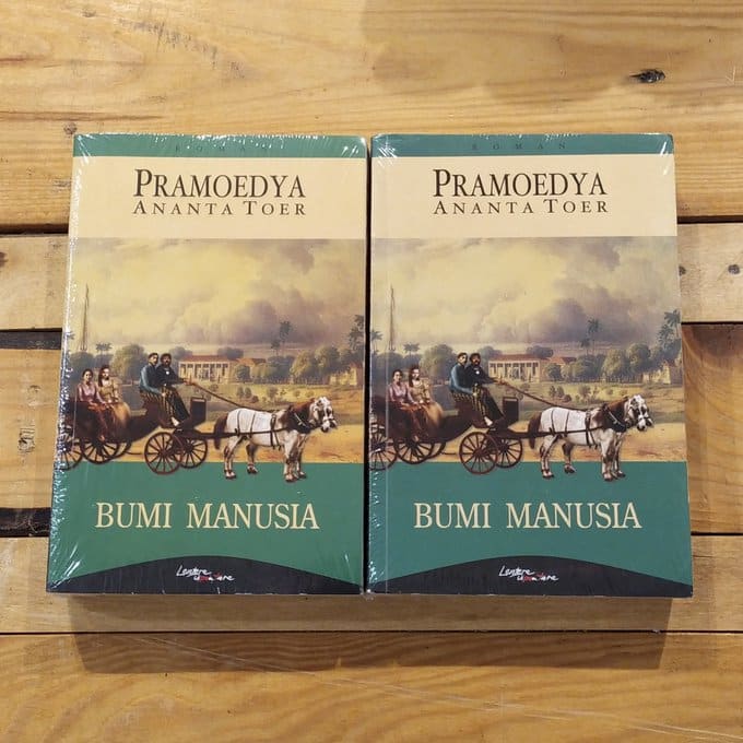 Novel Sejarah - Bumi Manusia karya Pramoedya Ananta Toer