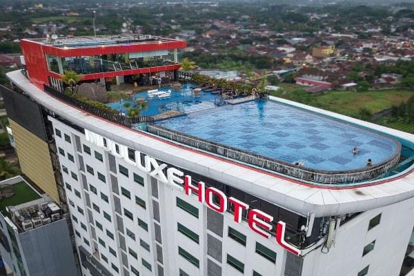 Hotel Staycation Jogja - Indoluxe Hotel