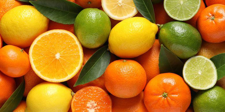 Ilustrasi buah jeruk, lemon, dan jeruk nipis. Buah pemicu asam lambung